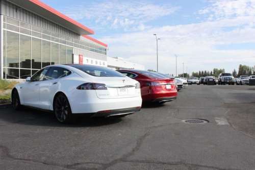Как это делается: электромобили Tesla (44 фото)