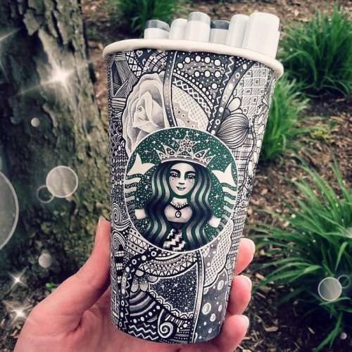 Раскрашенные стаканчики Starbucks (6 фото)