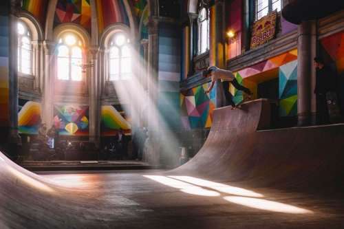 В Испании построили скейт-парк в здании бывшей церкви (11 фото)