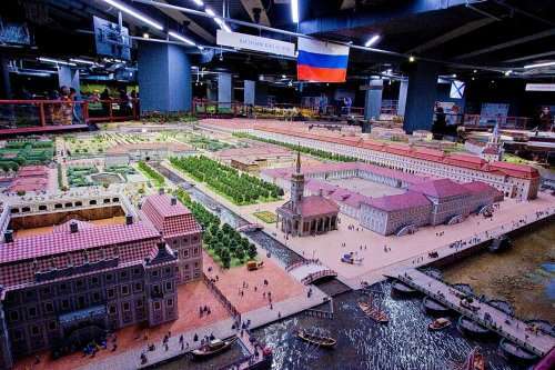 Исторический театр-макет &quot;Петровская Акватория&quot; в Санкт-Петербурге (8 фото)