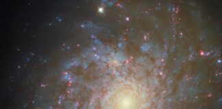 Kosmiczny Teleskop Hubble’a wykonał nowy, oszałamiający widok NGC 4571