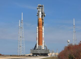 NASA Переносить Висадку на Місяць, Пріоритетом Ставит Тестування для Довгострокових Місяць Місії