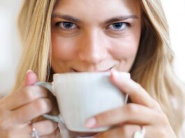 Помірне споживання кави пов’язане з нижчим ризиком психічних розладів