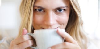 Помірне споживання кави пов’язане з нижчим ризиком психічних розладів