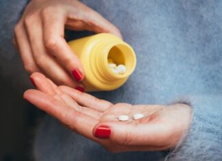 Парадокс B12: чому ризик раку підвищується як при дефіциті, так і при надлишку вітаміну