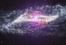 Empat tahun kemudian. Lihatlah Centaurus A.