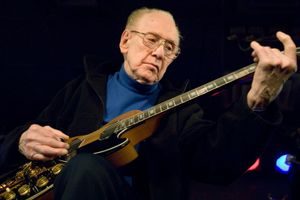 Les Paul: The Man Who Invented Multitrack Recording and the Solid-Body Guitar 1 Les Paul: The Man Who Invented Multitrack Recording and the Solid-Body Guitar 1