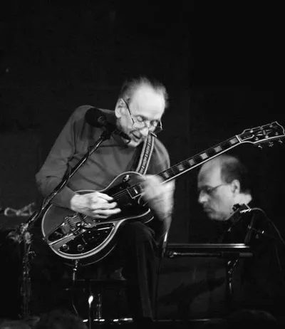 Les Paul : L’homme qui a inventé l’enregistrement multipiste et la guitare Solid-Body